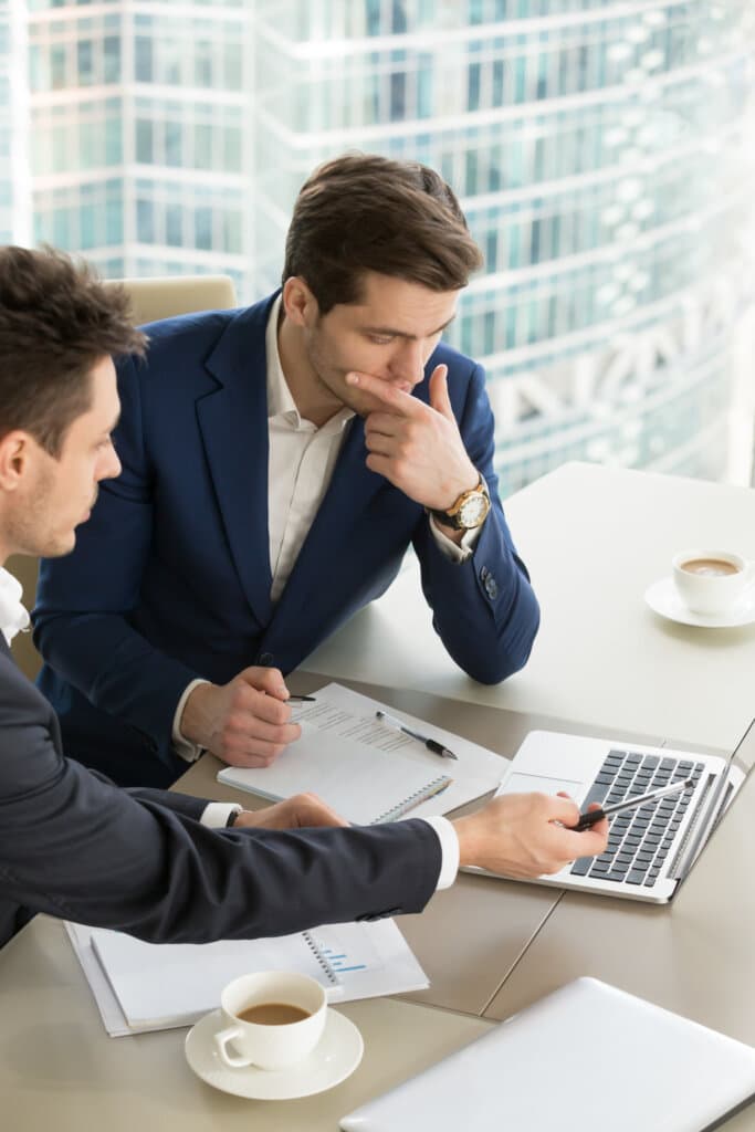 Entrepreneurs discussing work results